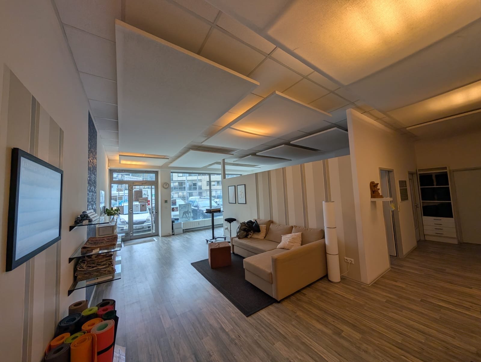 a6ceb414-0bc2-4e3d-9be7-4f92fa087956